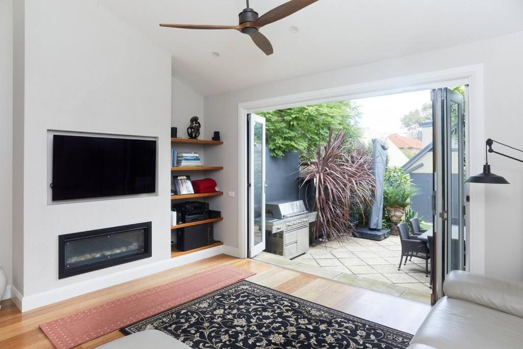 Er125 - Crows Nest Comfort Spacious 3 Bedroom Apartment